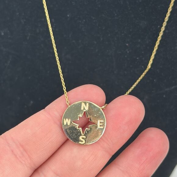 Goldplated over sterling silver compass necklace - Picture 2 of 4